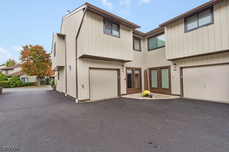 250 Ridgedale Ave Y8 #8, Florham Park, NJ 07932 - Image #2