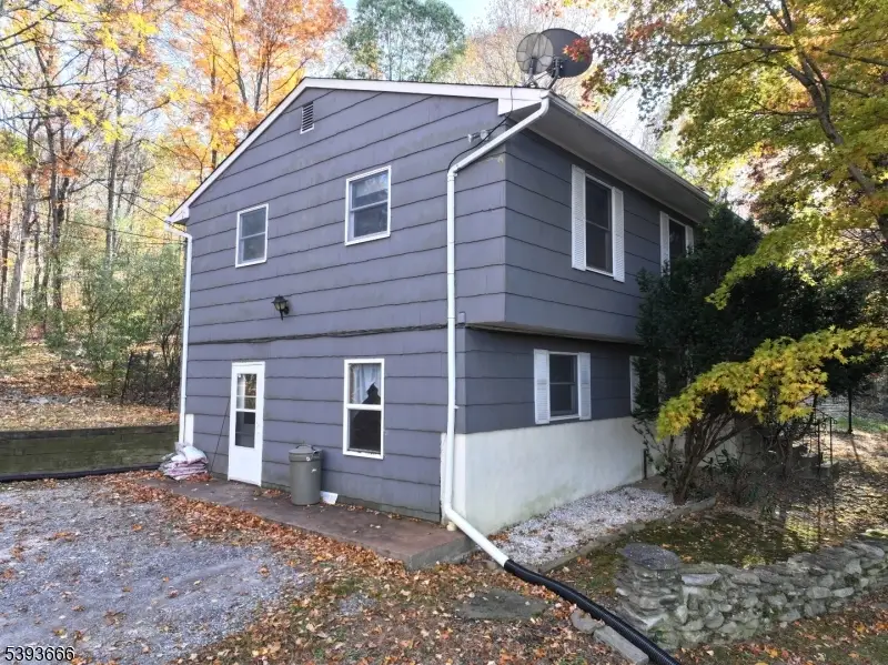 515 Kemah Lake Rd, Frankford, NJ 07826 - Image #2