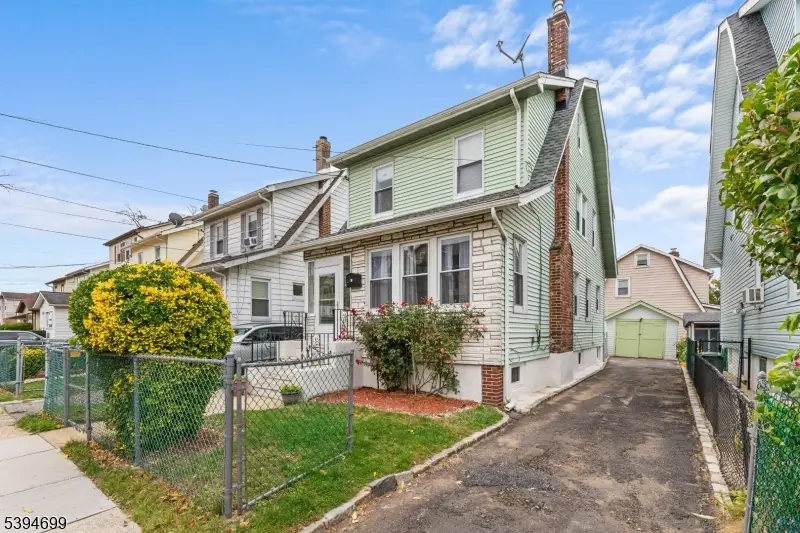 4 Sager Pl, Irvington, NJ 07111 - Image #3