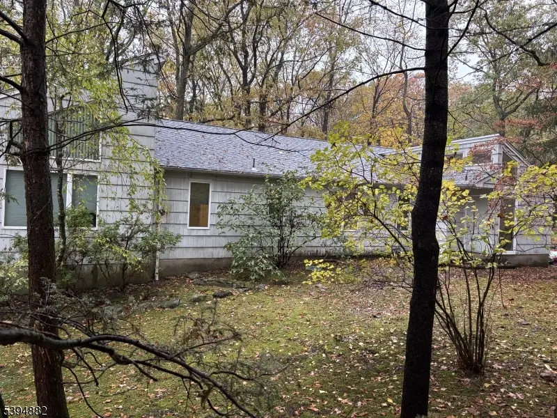 60 Stony Brook Rd, Montville, NJ 07045 - Image #2