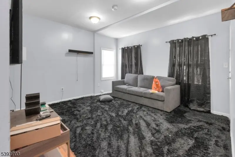 399 S 8th St, Newark, NJ 07103 - Image #3