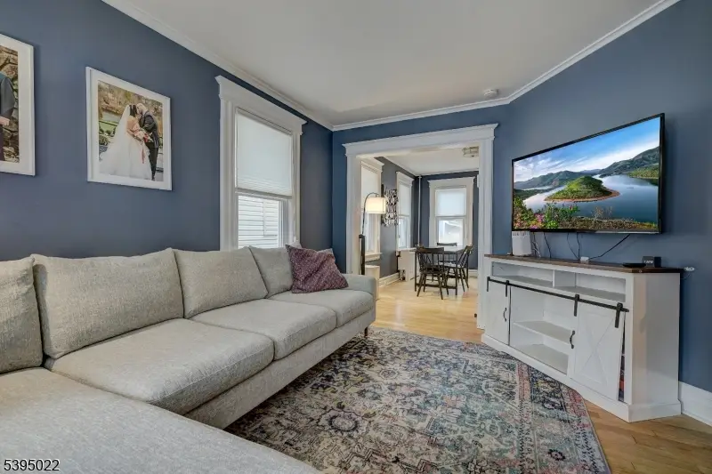 43 Llewellyn Ave, Watsessing, NJ 07003 - Image #3