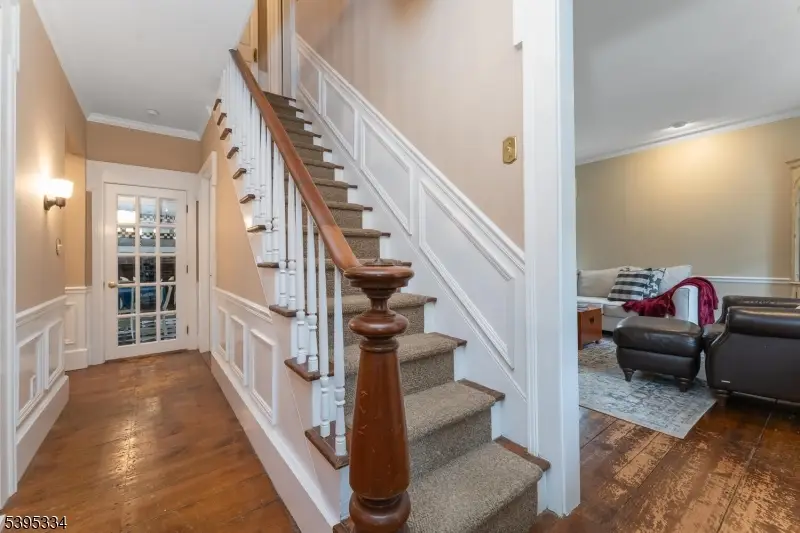 383 Pittstown Rd, Pittstown, NJ 08867 - Image #2