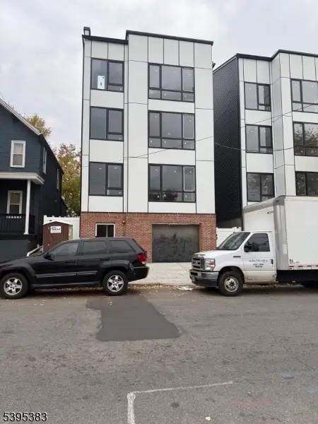 39 S 7th St, Newark, NJ 07107 - Image #2