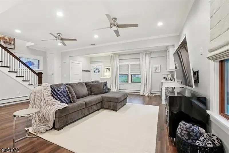 160 Alexander Ave, Nutley, NJ 07110 - Image #3