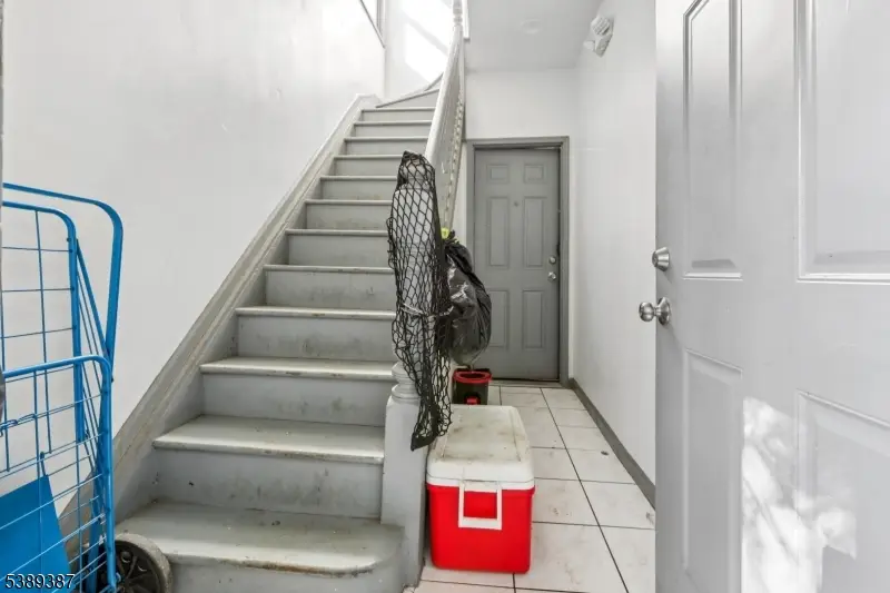 99 Alexander St, Newark, NJ 07106 - Image #3