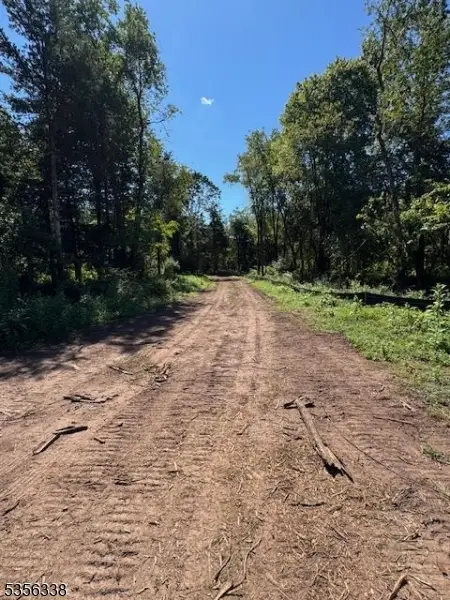 718 Mill Ln, Hillsborough Township, NJ 08844 - Image #2