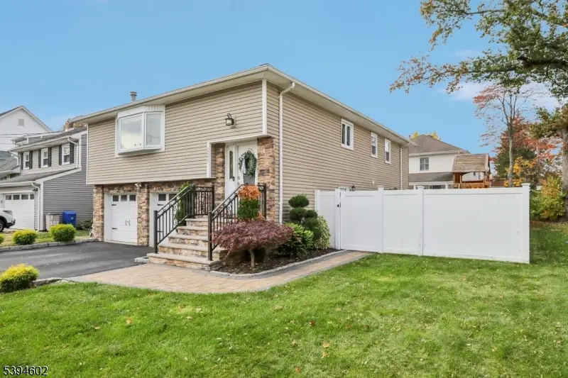 224 N 24th St, Kenilworth, NJ 07033 - Image #2