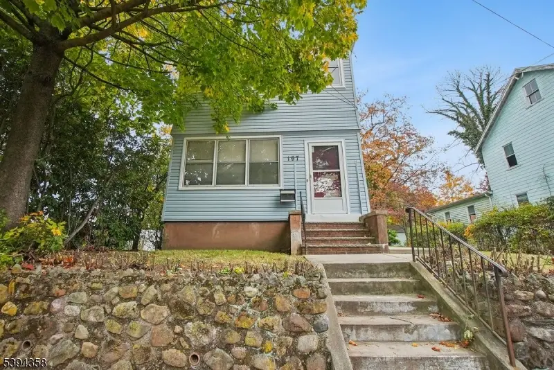 197 N Fullerton Ave, Montclair, NJ 07042 - #2