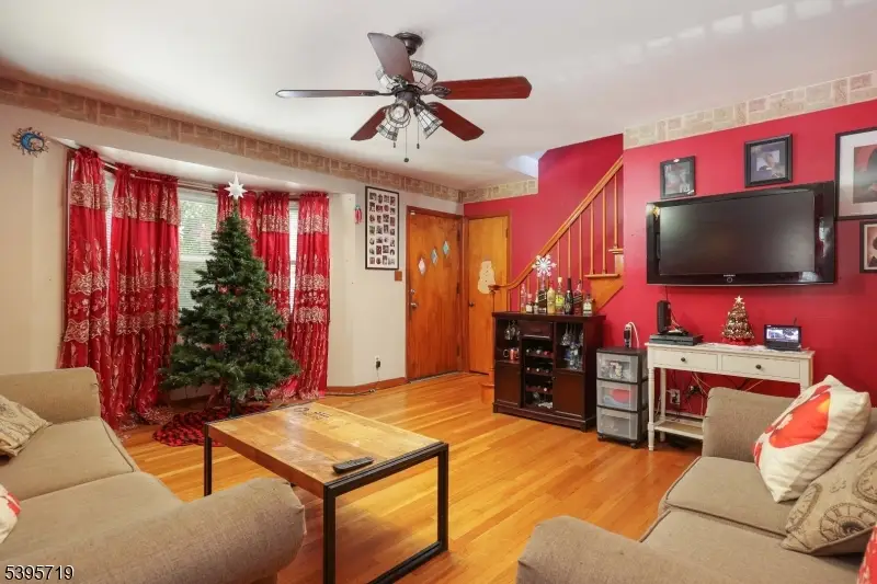 420 Miltonia St, Linden, NJ 07036 - Image #2