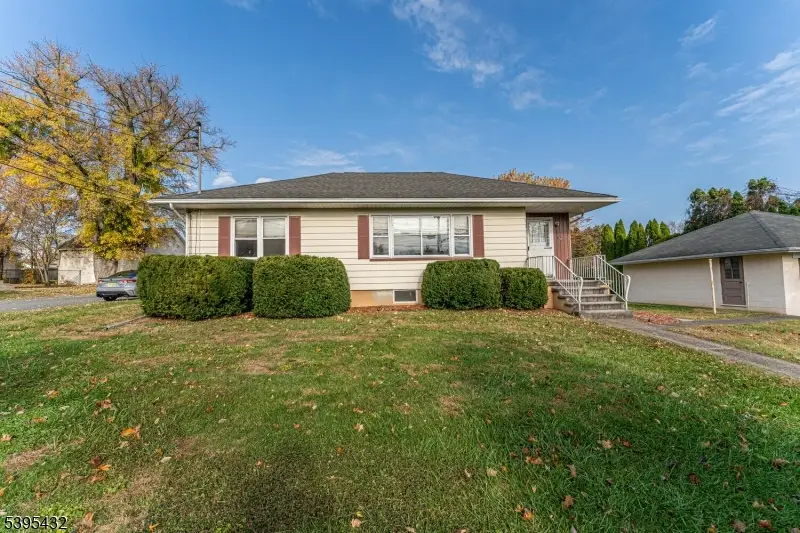 700 Avenue A, Lopatcong, NJ 08865 - Image #3