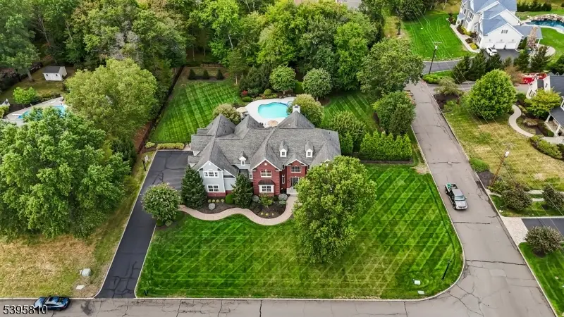 2 Presidents Dr, Bridgewater Center, NJ 08807 - Image #3