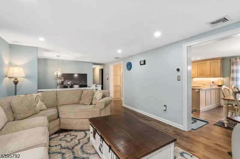 51 Summit Ave, Mount Arlington, NJ 07856 - Image #2