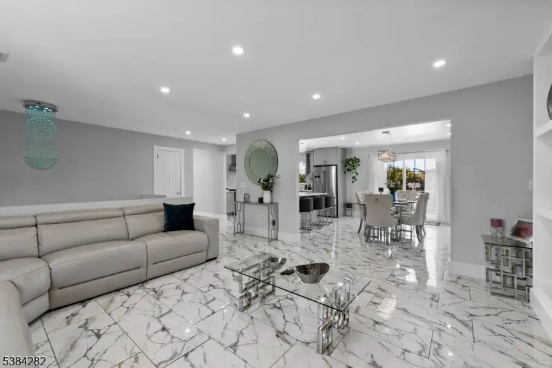 43 Saint Philips Dr, Clifton, NJ 07013 - Image #2