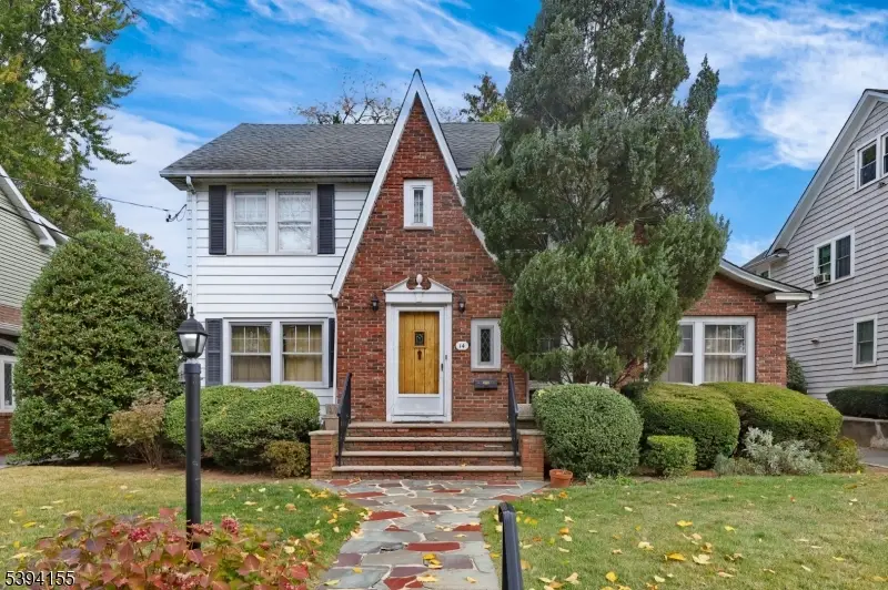 14 Laurel Ave, Clifton, NJ 07012 - Image #1