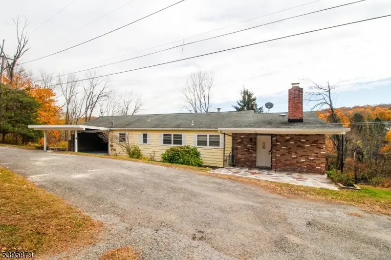 41 Swartswood Rd, Newton, NJ 07860 - Image #1