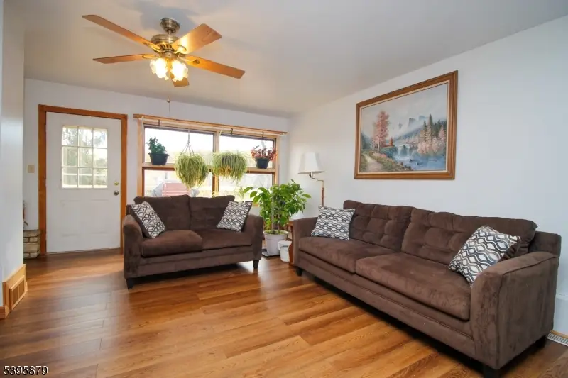 41 Swartswood Rd, Newton, NJ 07860 - Image #2