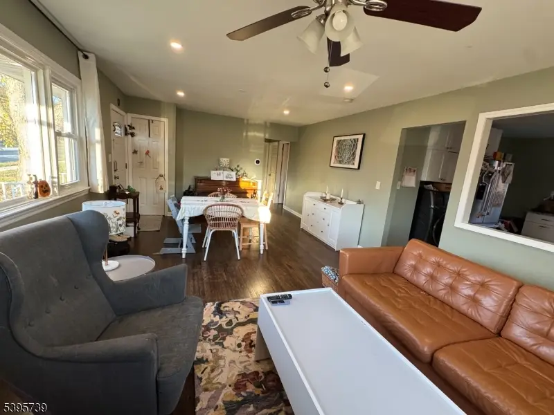 114 Netherwood Ave, Piscataway, NJ 08854 - Image #3