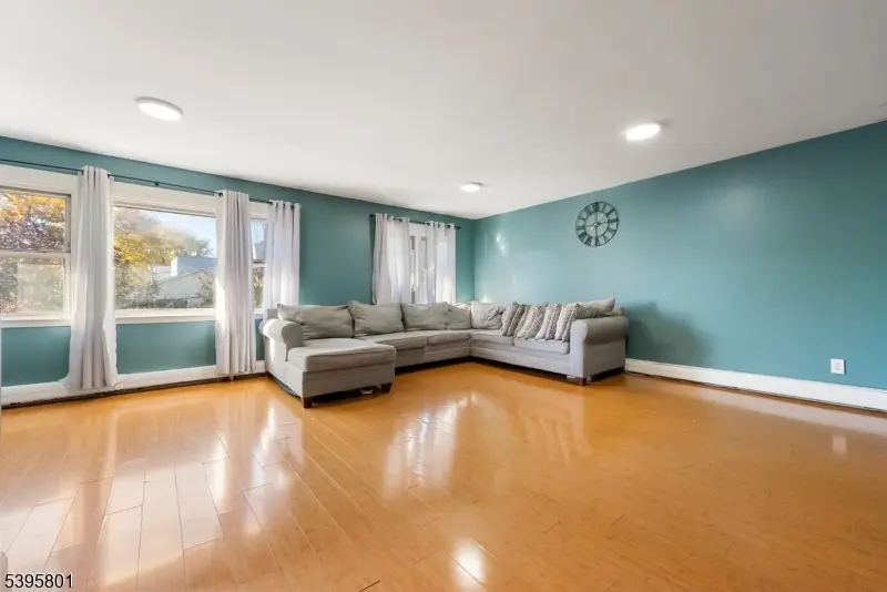 54 Brookdale Ave, Newark, NJ 07106 - Image #3