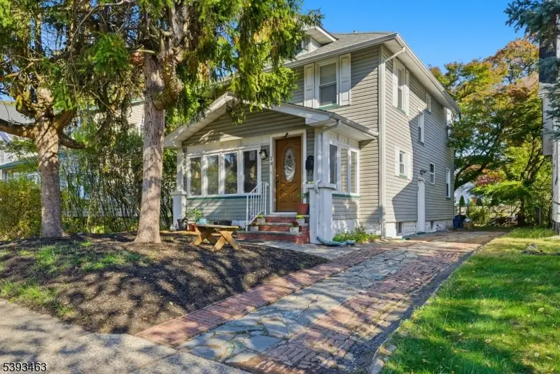 29 Enfield Ave, Montclair, NJ 07042 - Image #3