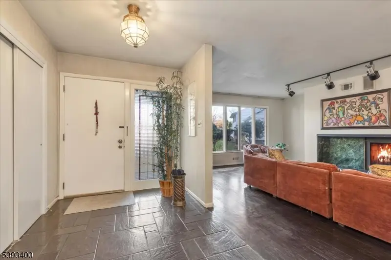 1066 Allenwood Dr, Plainfield, NJ 07060 - Image #3