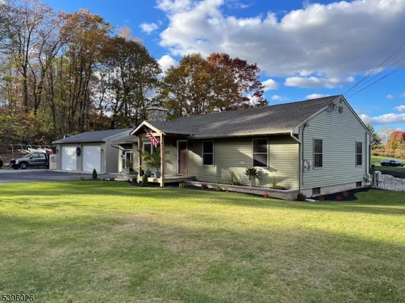 4435 Rudetown Rd, Hardyston, NJ 07419 - Image #2