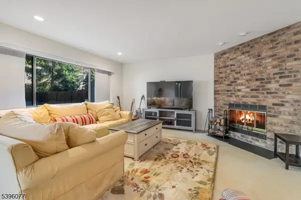 191 Yorktowne Ct #191, Washington Twp., NJ 07676