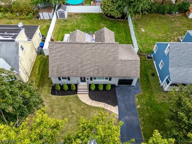 741 Brookside Rd, Rahway, NJ 07065 - Image #2