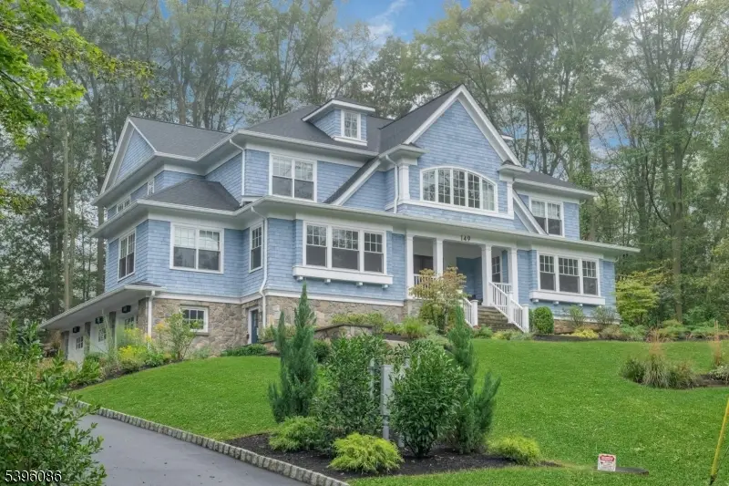149 Hillcrest Ave, Summit, NJ 07901 - Image #2