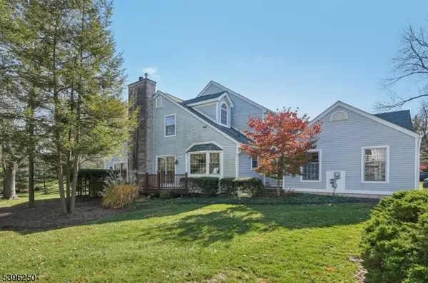 10 Century Ct, Montville Twp., NJ 07045