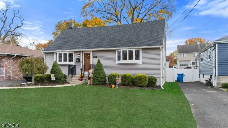 735 1st St, Dunellen, NJ 08812 - Image #2