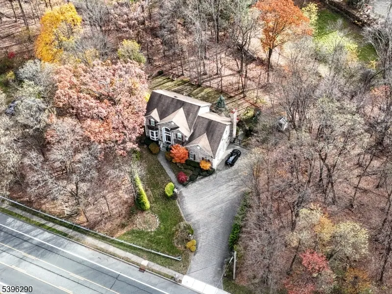 33 White Hall Rd, Towaco, NJ 07082 - Image #2