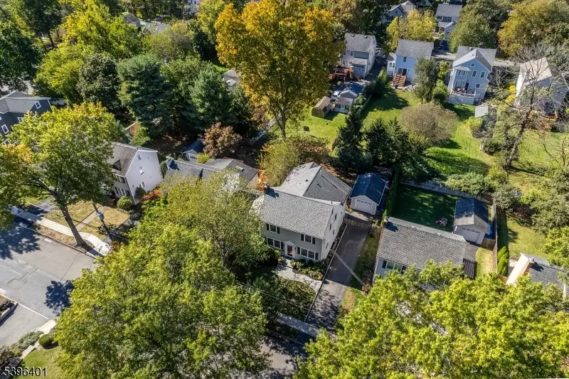 25 Roosevelt Ave, Chatham, NJ 07928 - Image #2