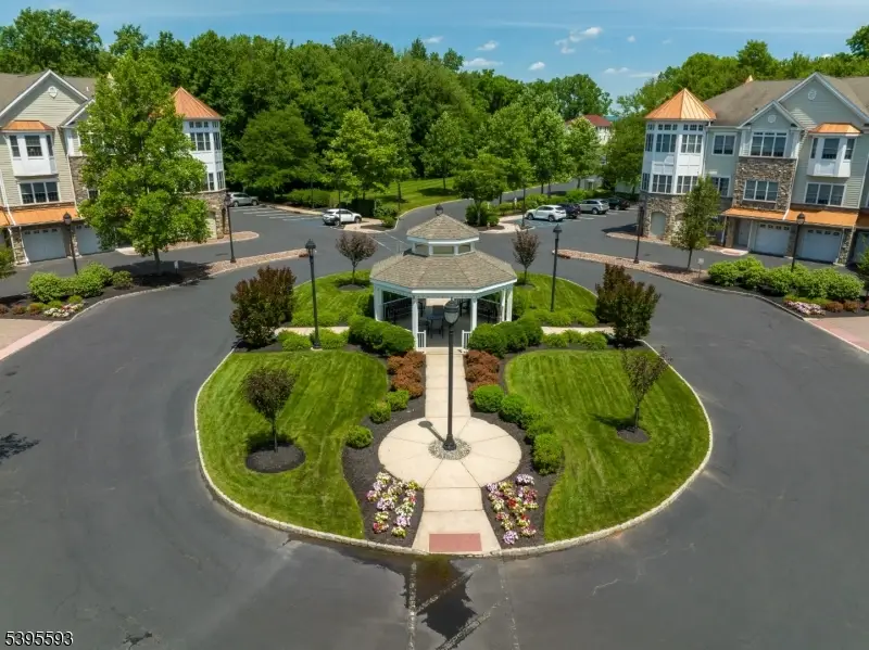 1217 Berry Farm Rd, Whitehouse Station, NJ 08889 - Image #3