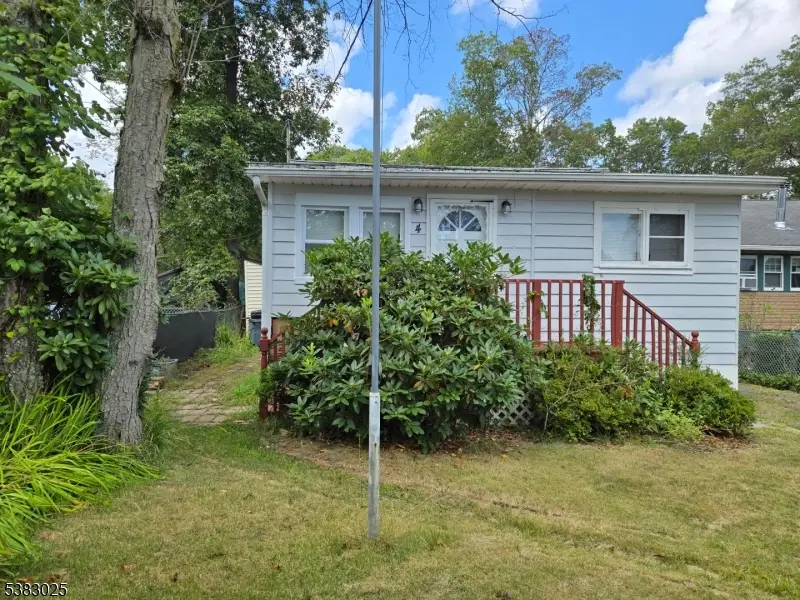 4 Northwestern Trl, Hopatcong, NJ 07843 - Image #1