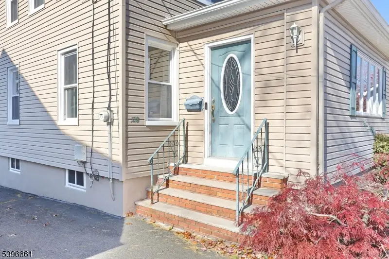 128 9th Ave, Hawthorne, NJ 07506 - Image #2