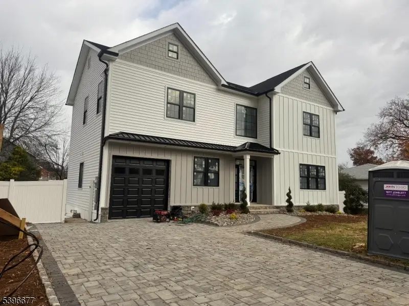 25 Poplar Ter, Clark, NJ 07066 - Image #1