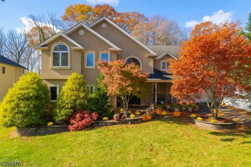 24 Woodland Rd, Clark, NJ 07066 - Image #1