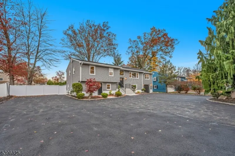 800 Raritan Rd, Clark, NJ 07066 - Image #2