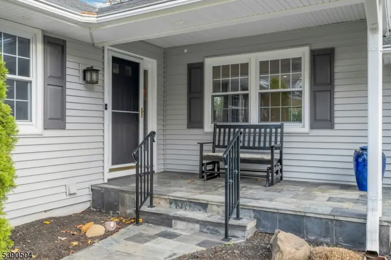 33 Colonial Dr, Morris, NJ 07960 - Image #3