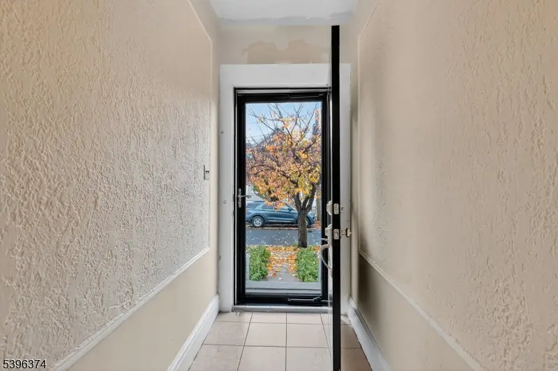 812 E 6th St, Plainfield, NJ 07062 - Image #2