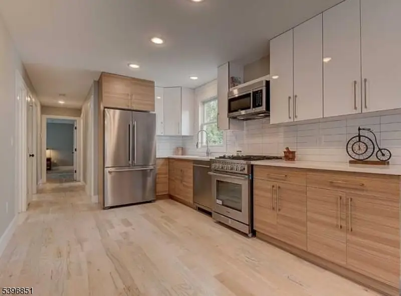 81 Mission St #2, Montclair, NJ 07042 - Image #3