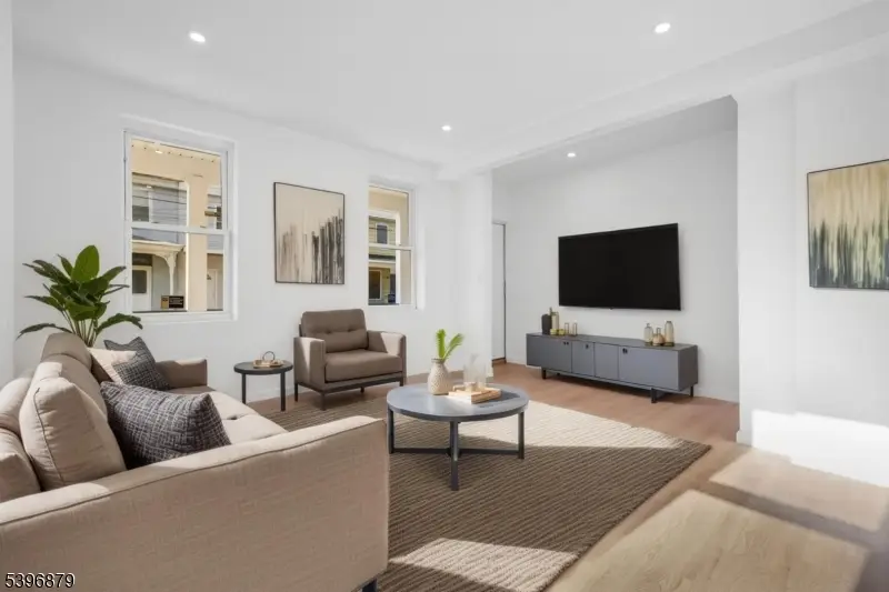 525 York St, Burlington, NJ 08016 - Image #3