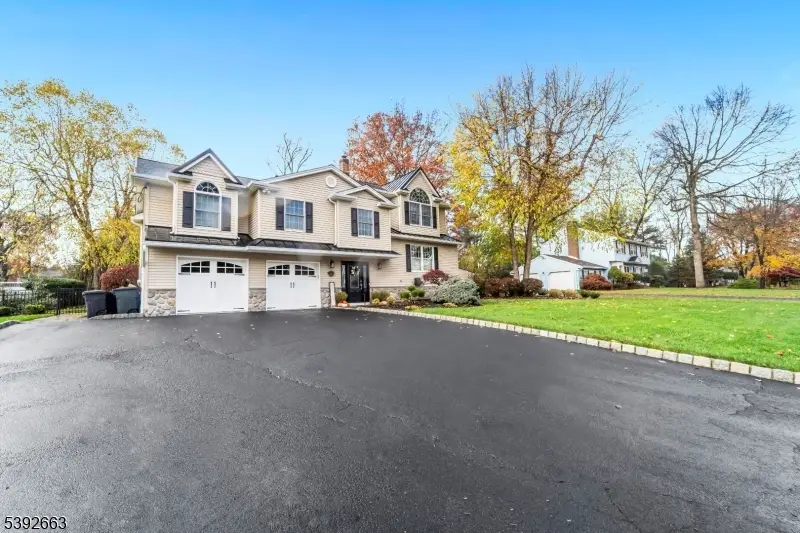 854 Cambridge Rd, River Vale, NJ 07675 - Image #2