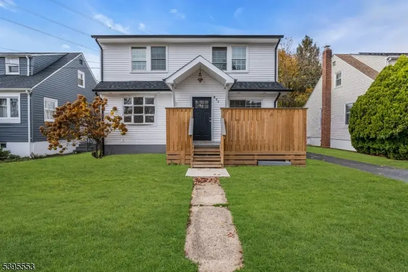 932 Wheatsheaf Rd, Roselle, NJ 07203 - Image #1