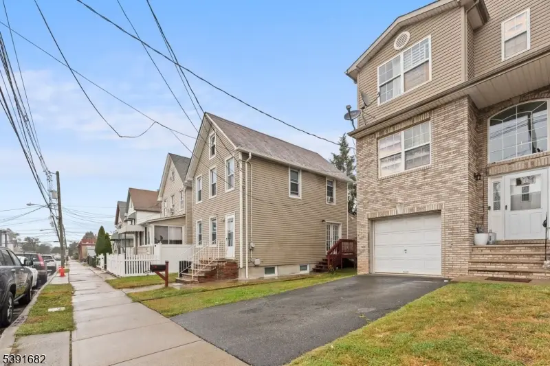 42 Randolph St, Carteret, NJ 07008 - Image #3