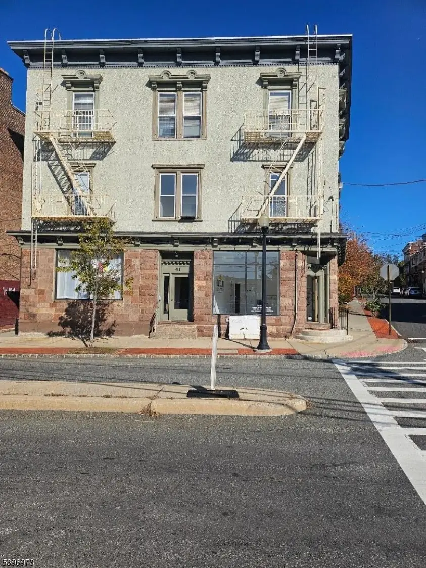 41 Glenridge Ave #2L, Montclair, NJ 07042 - #1