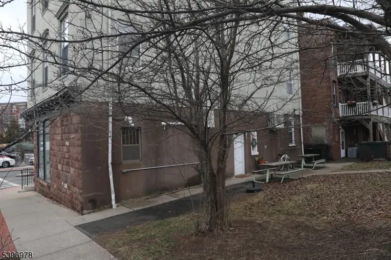 41 Glenridge Ave #2L, Montclair, NJ 07042 - #2