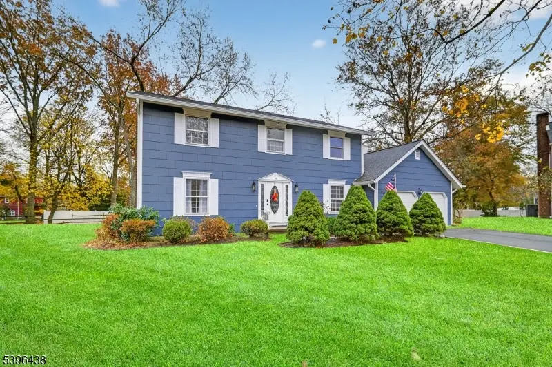 13 Sweeney Ct, Green Brook Township, NJ 08812 - Image #3