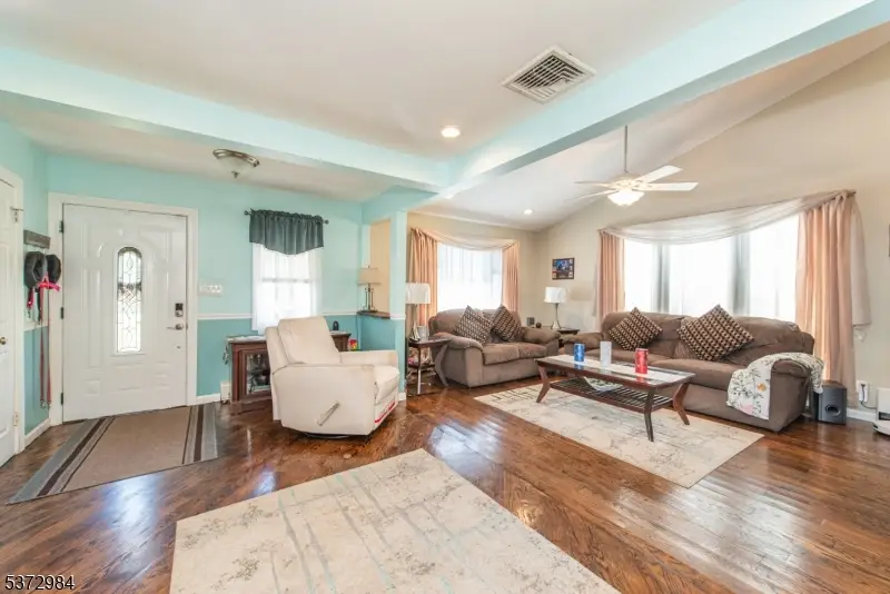 74 Longview Ave, Lake Hiawatha, NJ 07034 - Image #3